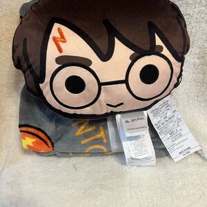 Warner Bros. Harry Potter Gray and Orange Pillow and throw set